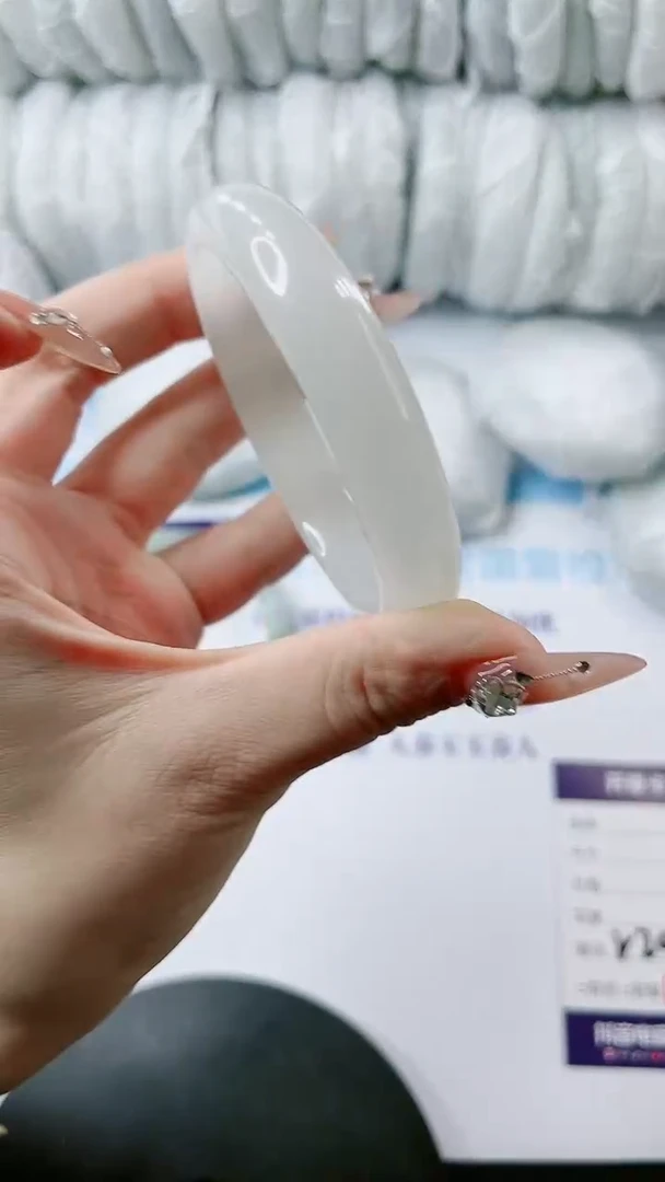 【闪购商品】石英质玉手镯未镶嵌多样性发货V298