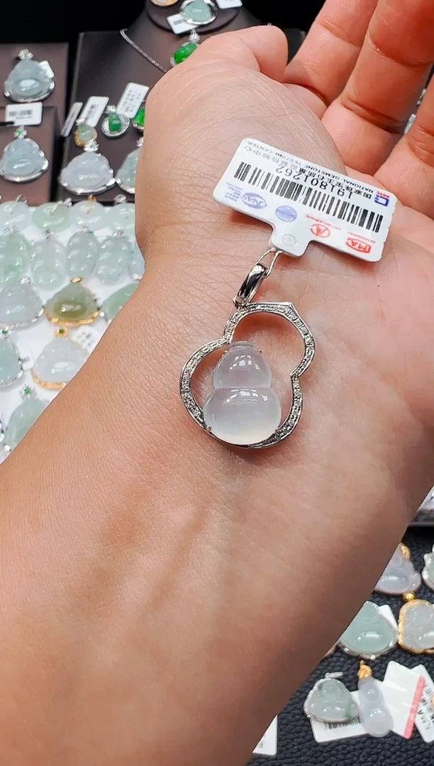 吊坠(不含链)18K金镶嵌翡翠葫芦吊坠1262