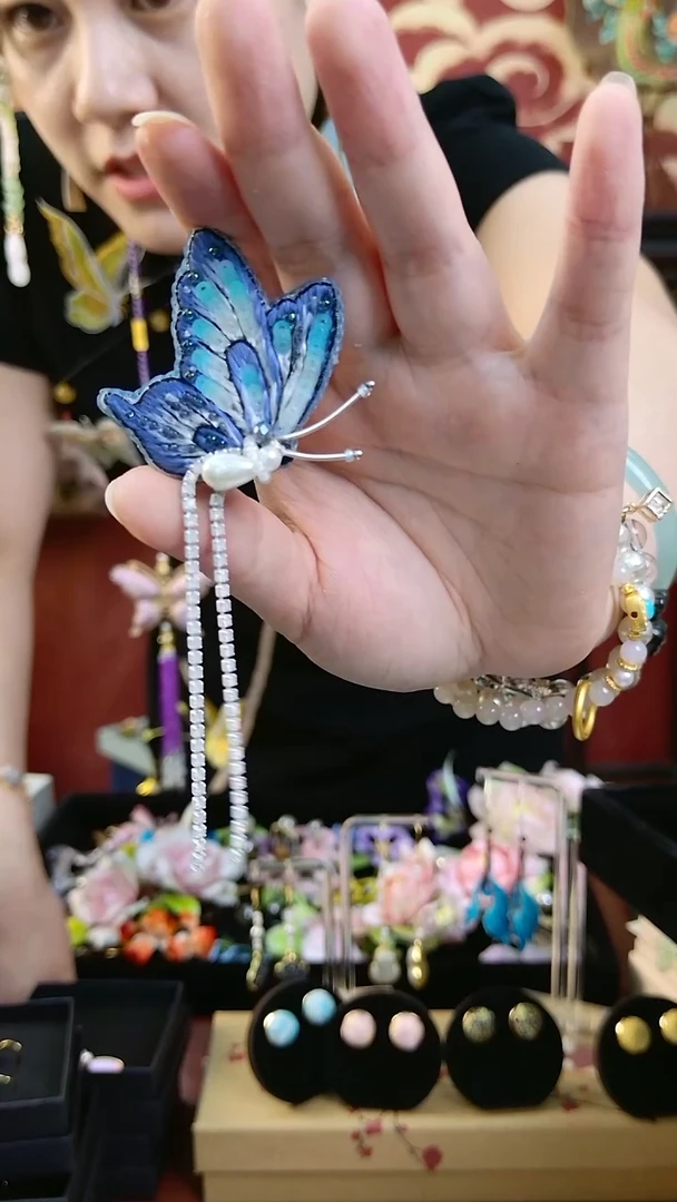 刺绣纯手工非遗绒花