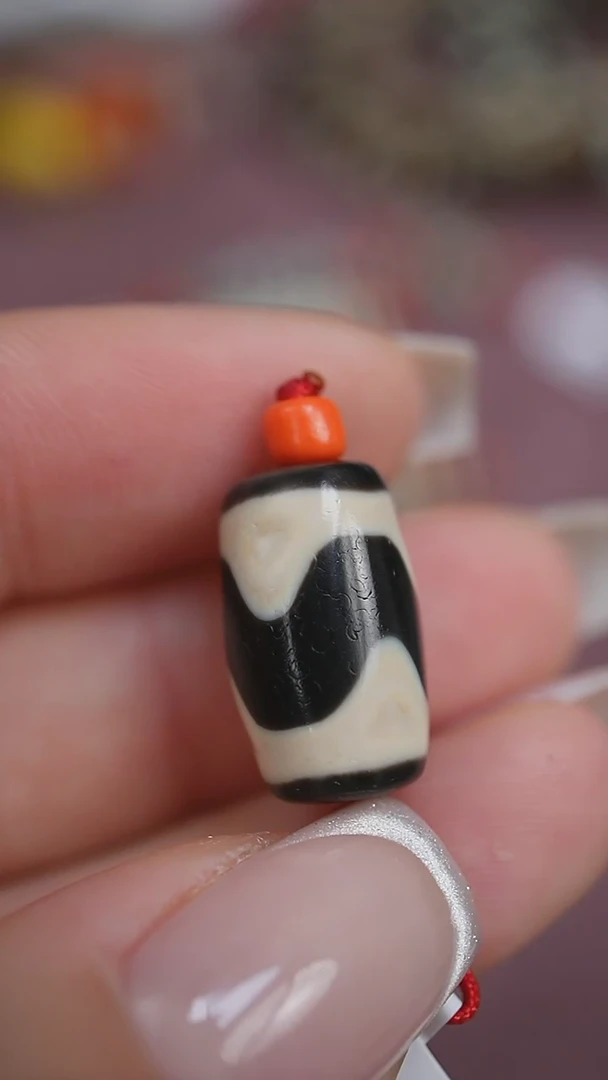 【闪购商品】玛瑙/玉髓颈饰未镶嵌蚀花玛瑙珠定制编绳