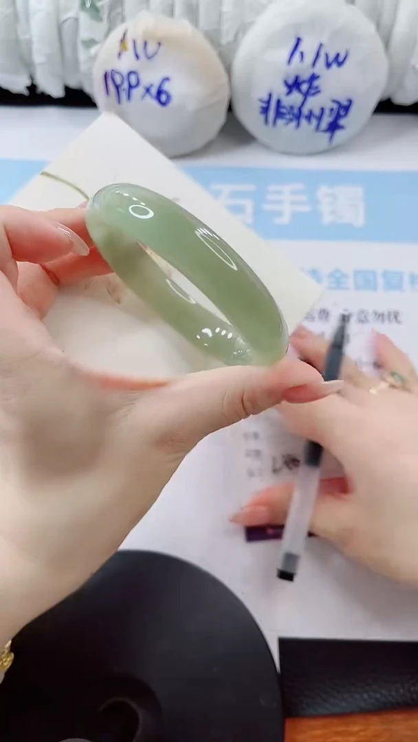 石英质玉手镯未镶嵌多样性发货L400