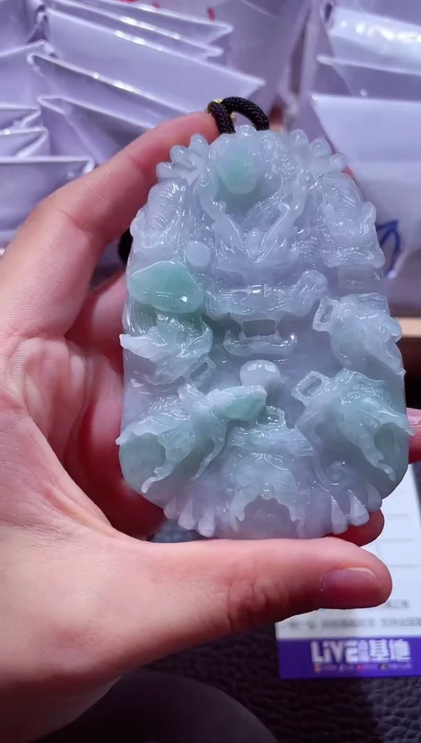 颈饰未镶嵌翡翠00000850