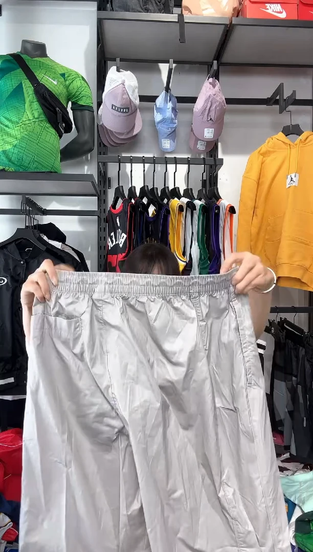 1547  编码 耐克卫衣服饰过款为准 尺码XL