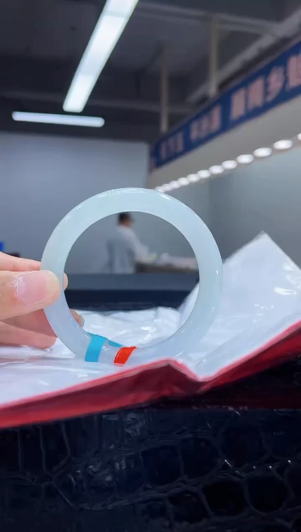 未镶嵌手镯翡翠6