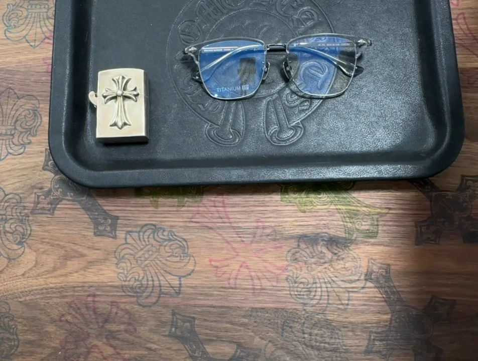 眼镜大框眼镜  默认微瑕  不退不换默认没有包装