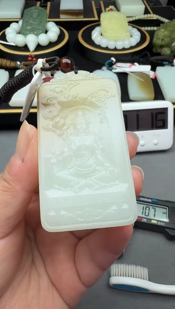 颈饰未镶嵌和田玉4