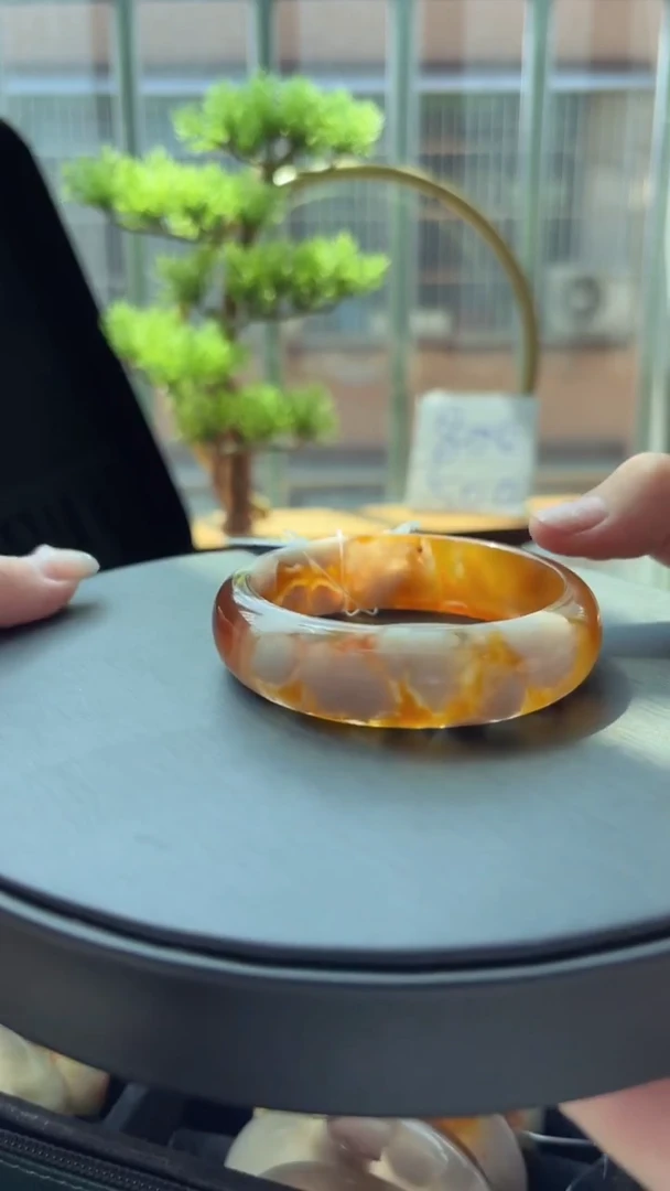 未镶嵌手镯石英质玉C44(58圈赠送镯心)