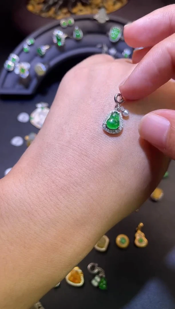 吊坠(不含链)银S925镶嵌翡翠1