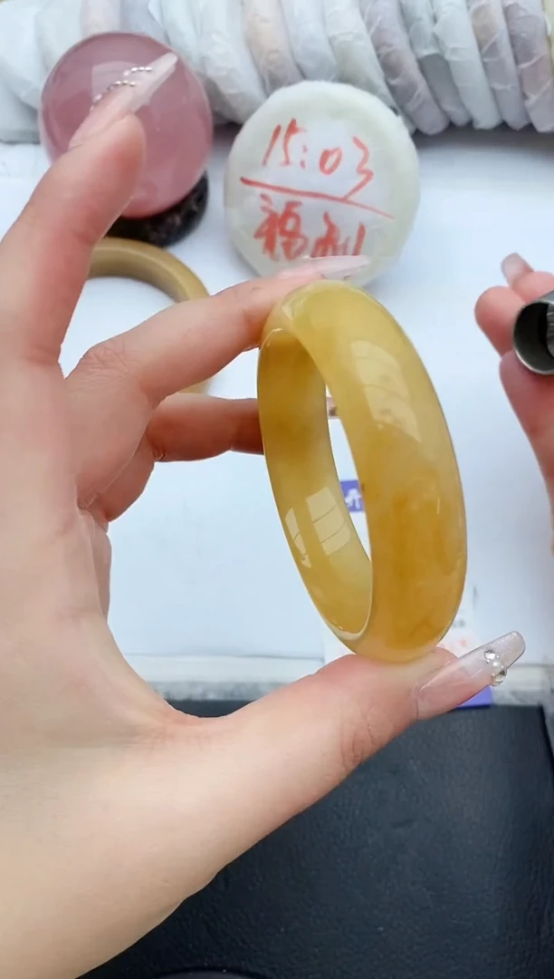 【闪购商品】石英质玉手镯未镶嵌G304+56/57