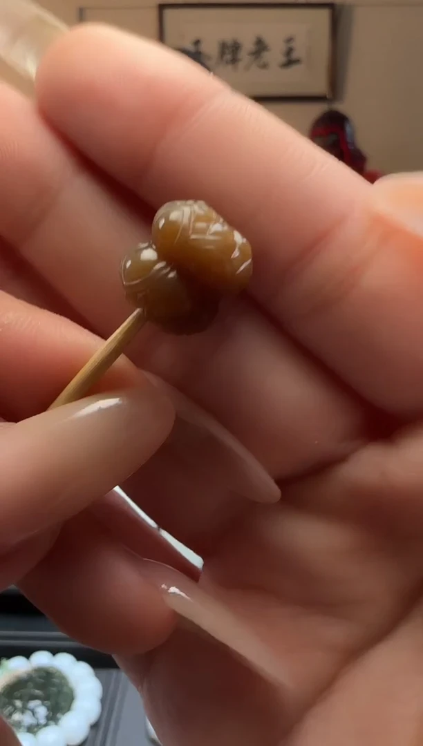 【闪购商品】和田玉并蒂莲未镶嵌单珠