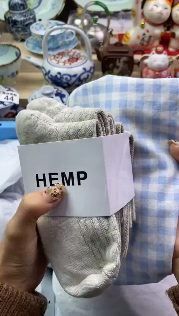 【闪购商品】瓷片隆莲瓷器欢迎大家