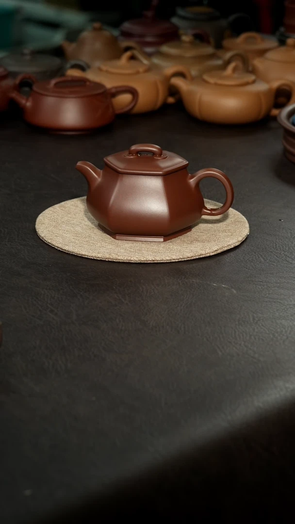 茶壶紫砂04老紫泥六方儒相