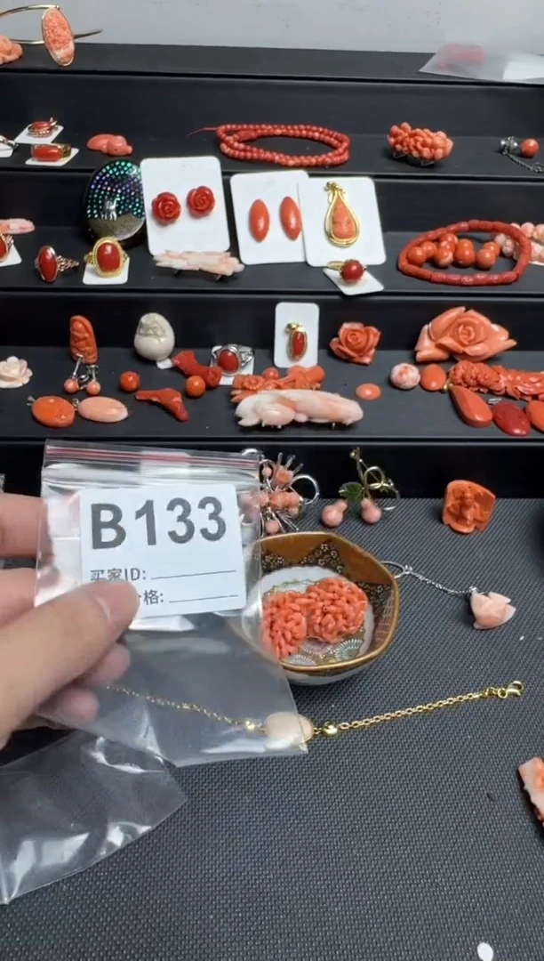 其他古**韩默认微瑕，看好出手