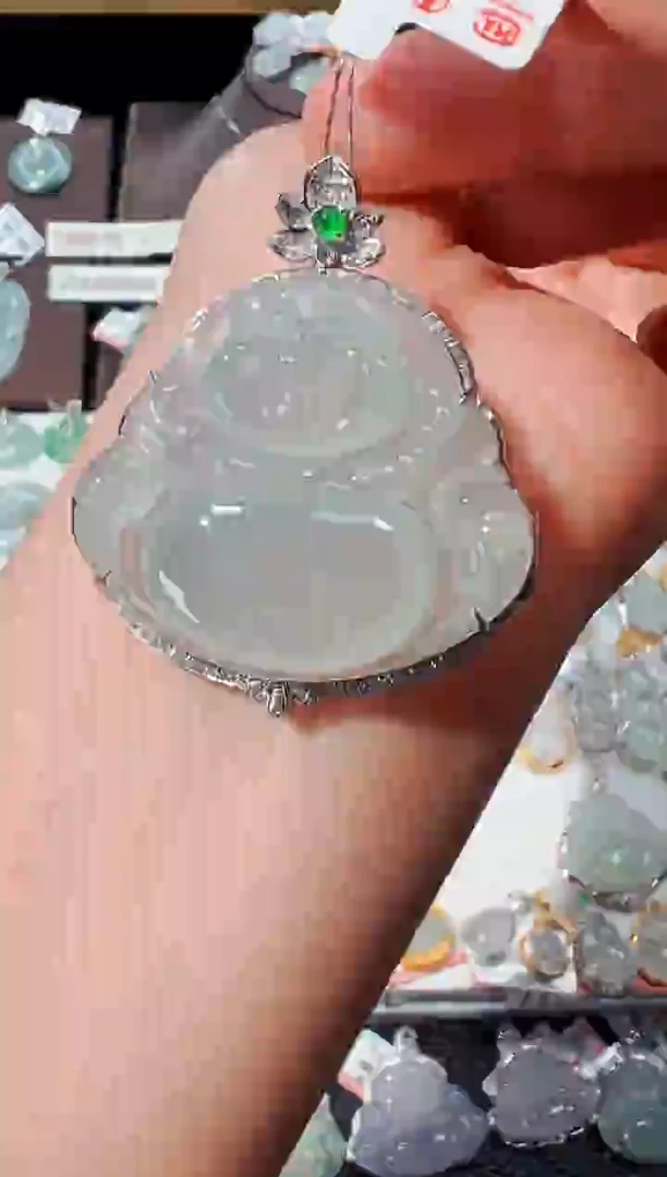 【闪购商品】翡翠吊坠(不含链)18K金镶嵌佛公吊坠889