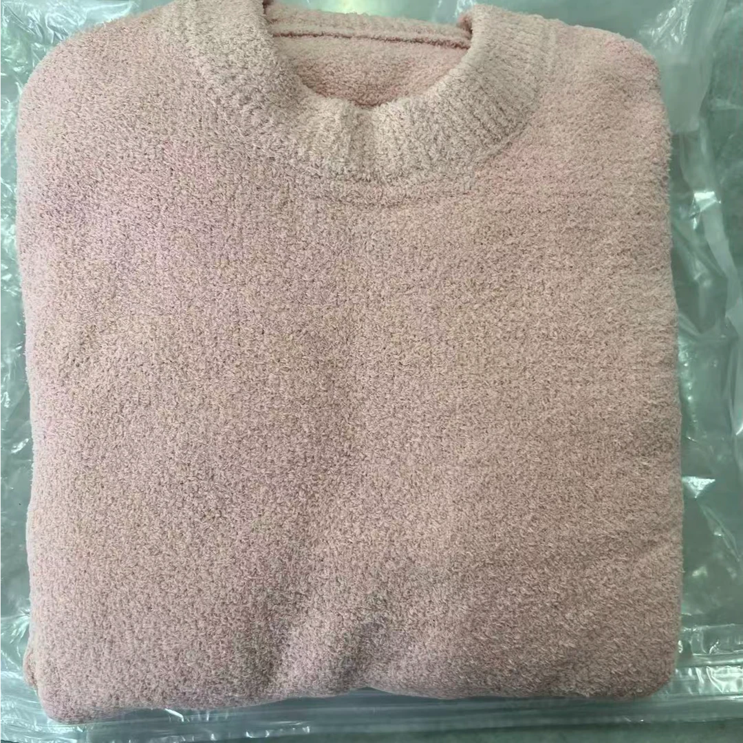 女士白桃粉半边绒家居服