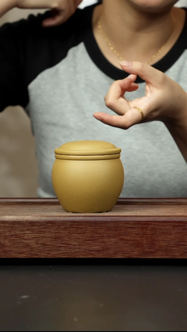 紫砂茶杯黄金段水缸醒茶罐