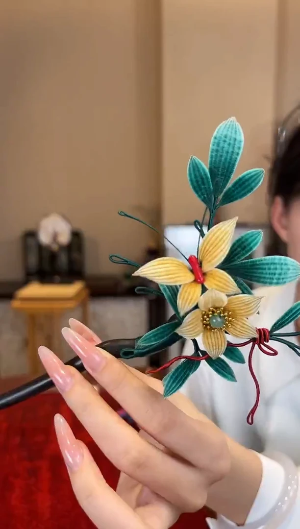 刺绣非遗绒花（发饰）