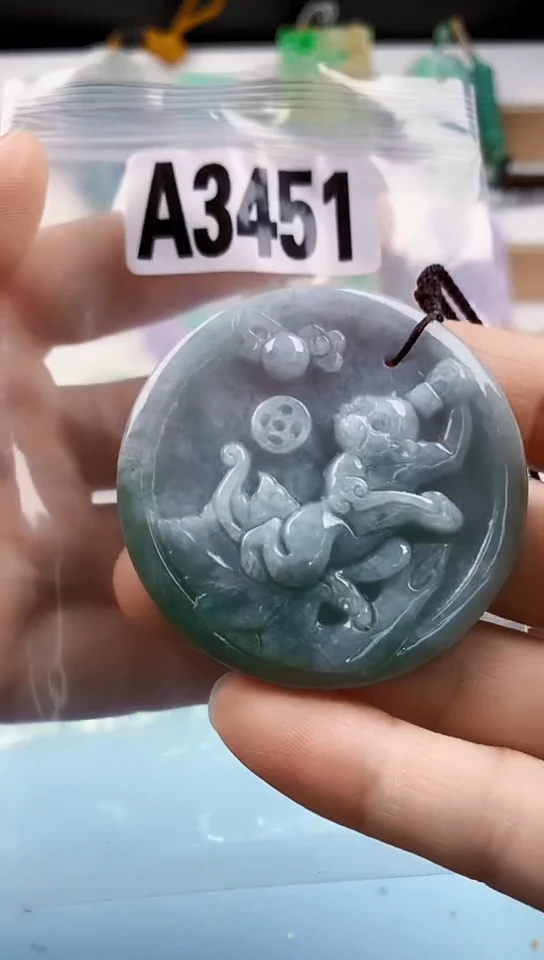 翡翠未镶嵌颈饰天然翡翠吊坠挂件