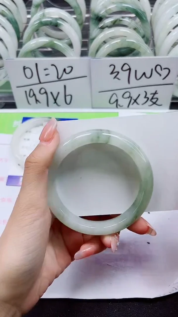 【闪购商品】石英质玉手镯合金A305-57/58