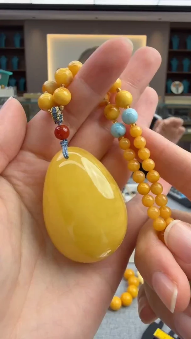 琥珀颈饰未镶嵌443秒拍号 假一罚三