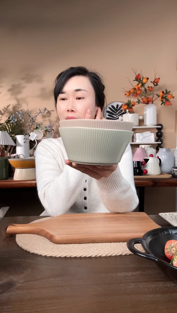 【闪购商品】瓷片5.5英寸线条碗2只微瑕