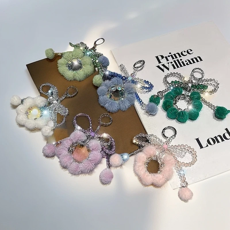 新款水晶毛球蝴蝶结手链钥匙挂件宝宝挂件水晶蝴蝶结手机链毛球挂