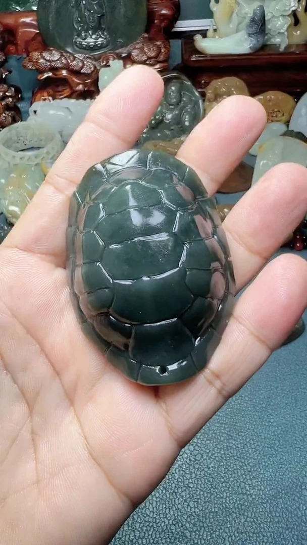 未镶嵌和田玉把件-