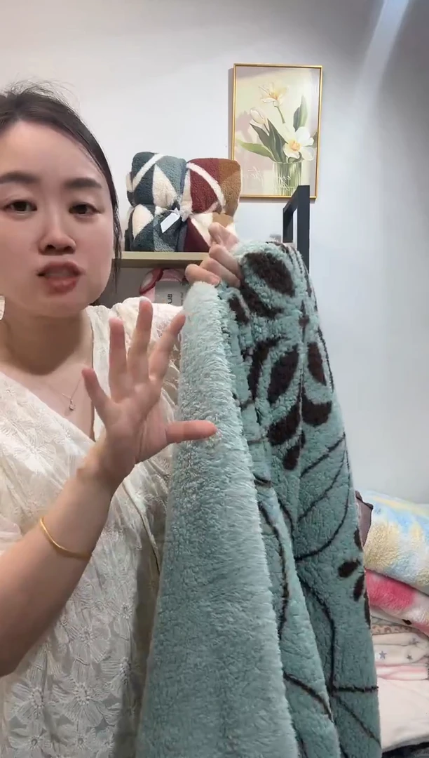 醋酯纤维200*230罗三层被子