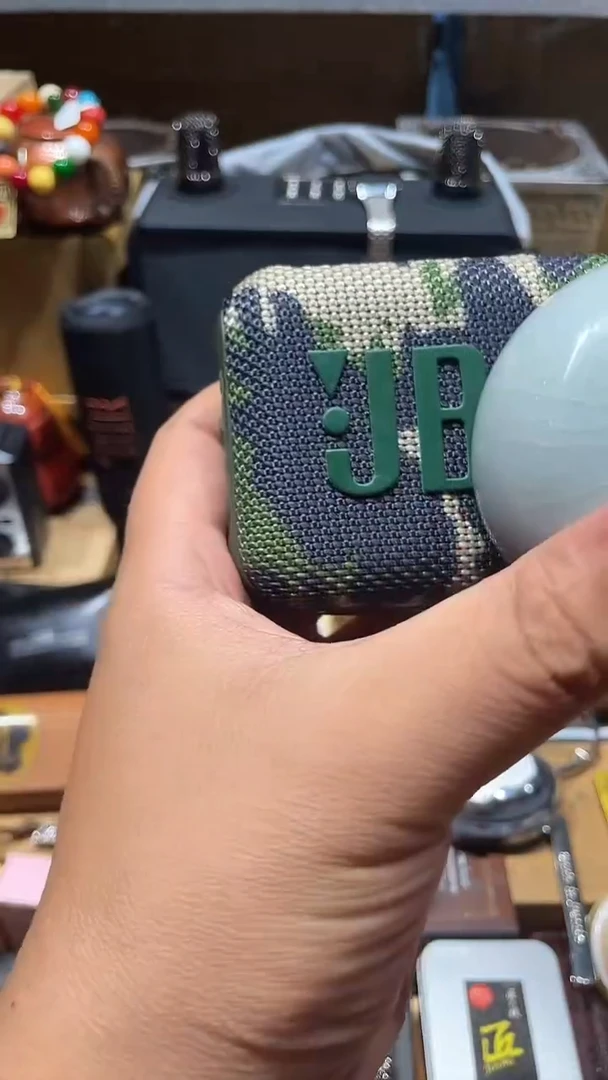 瓷片闪购商品 如图所示