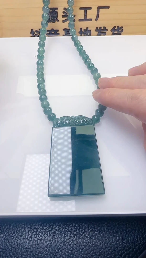 颈饰未镶嵌翡翠天然A货翡翠  多样性随机发其一