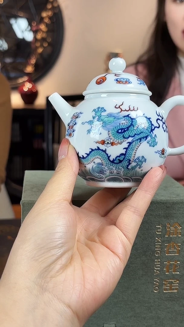 摆件瓷瓷博会—涂杏花42