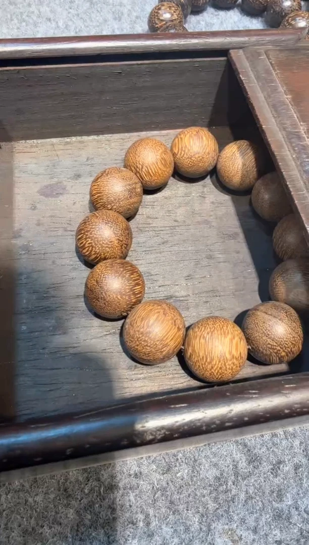 【闪购商品】花梨木类木艺00000000000