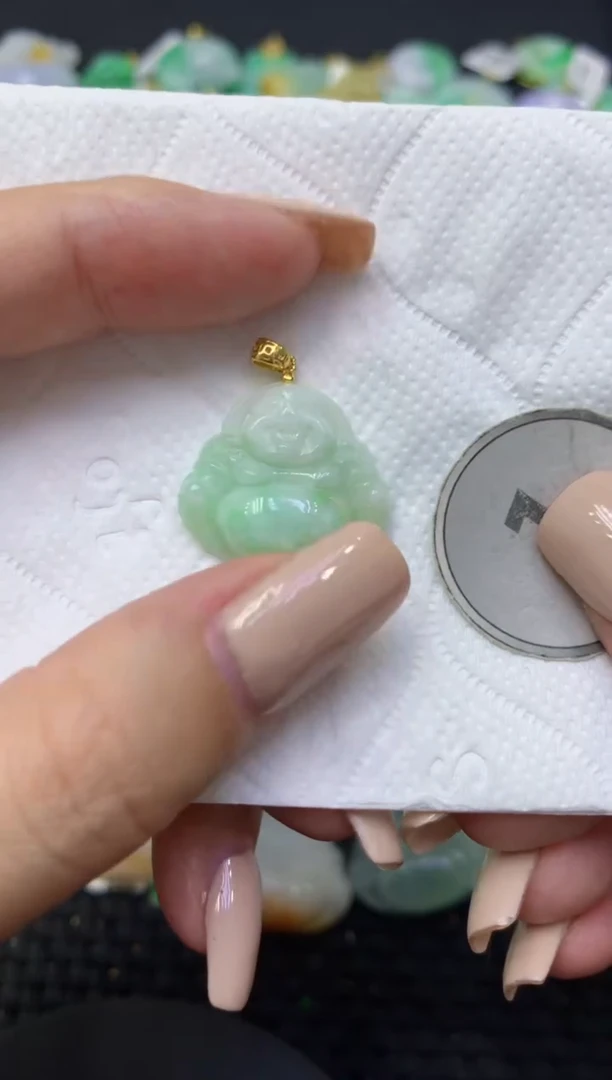 颈饰未镶嵌翡翠天然缅甸翡翠A货