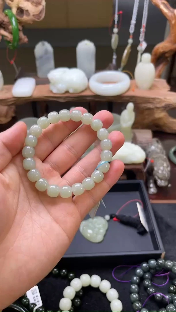 【闪购商品】和田玉手串未镶嵌卡10且末青白 老型 多样性发一
