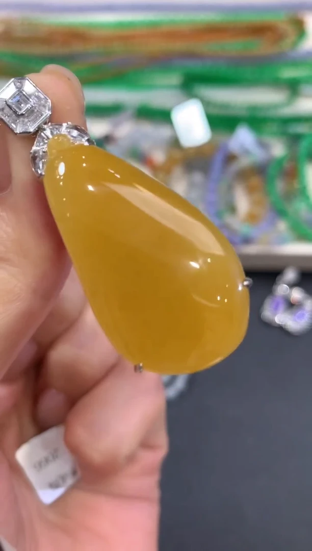 吊坠(不含链)18K金镶嵌翡翠海**心f36