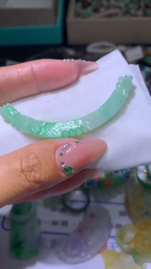 【闪购商品】定制翡翠未镶嵌MJX020597