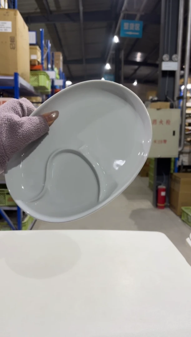 玻璃纸白山pipi分餐盘（白)（厂家不做了）