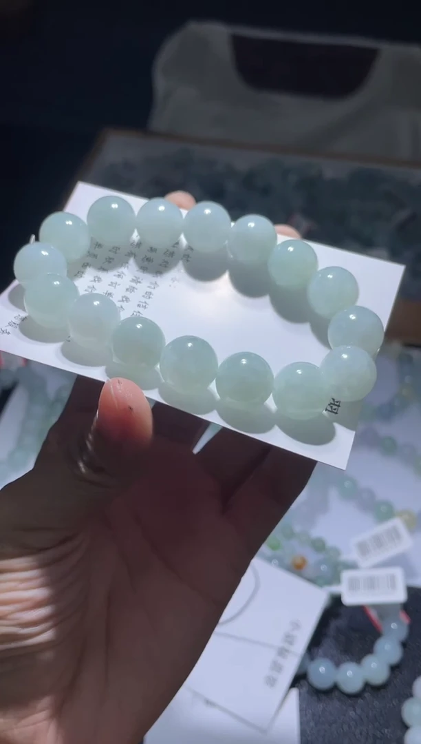 未镶嵌定制翡翠翡翠手串