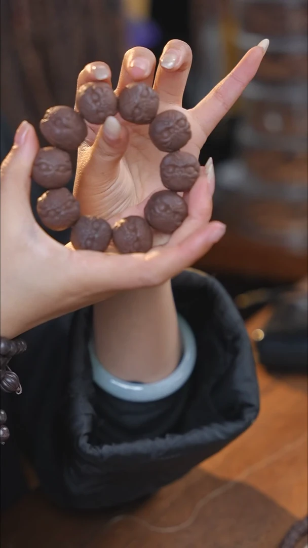 泥塑新念慈2.1左右麒麟珠单圈手串款式