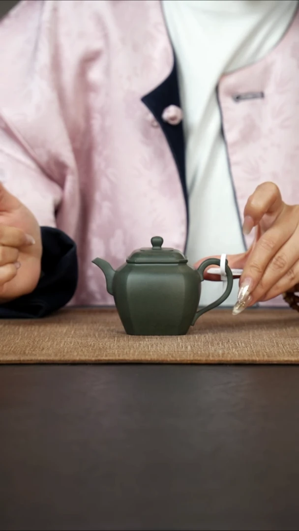 茶壶紫砂若*雅趣墨绿泥