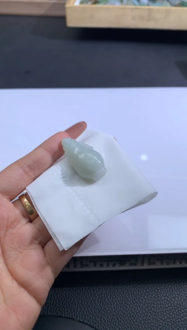 【闪购商品】定制翡翠未镶嵌翡翠