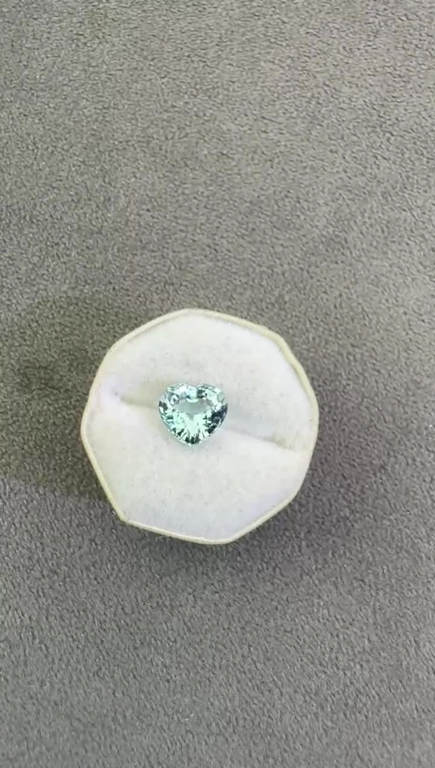 碧玺珠宝半成品未镶嵌放*逐1.35ct