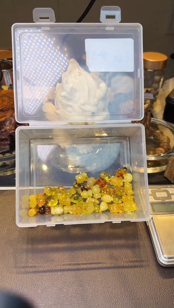 裸石蜜蜡未镶嵌008蜜蜡小熊多样性发其一