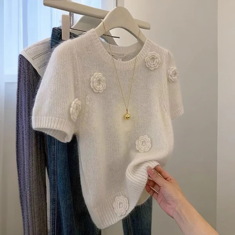 奶白色立体花朵圆领短袖针织衫t恤女夏季独特超好看温柔漂亮上衣