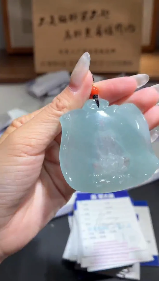 吊坠(不含链)未镶嵌翡翠观音