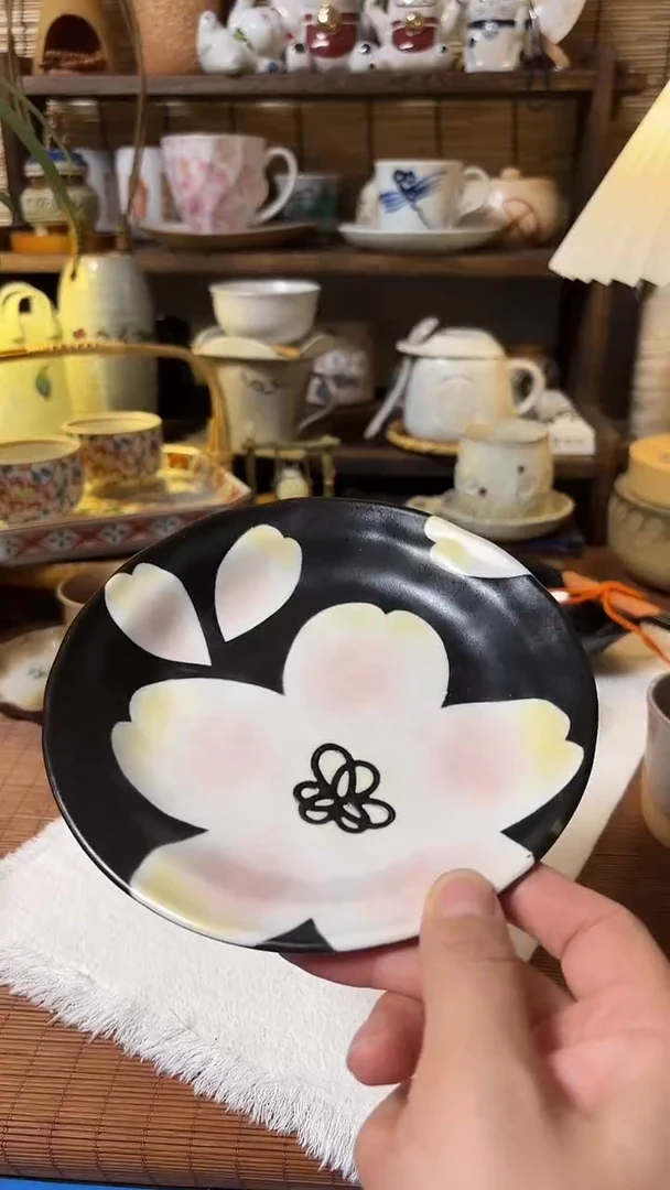瓷片喵喵家都是大漂亮