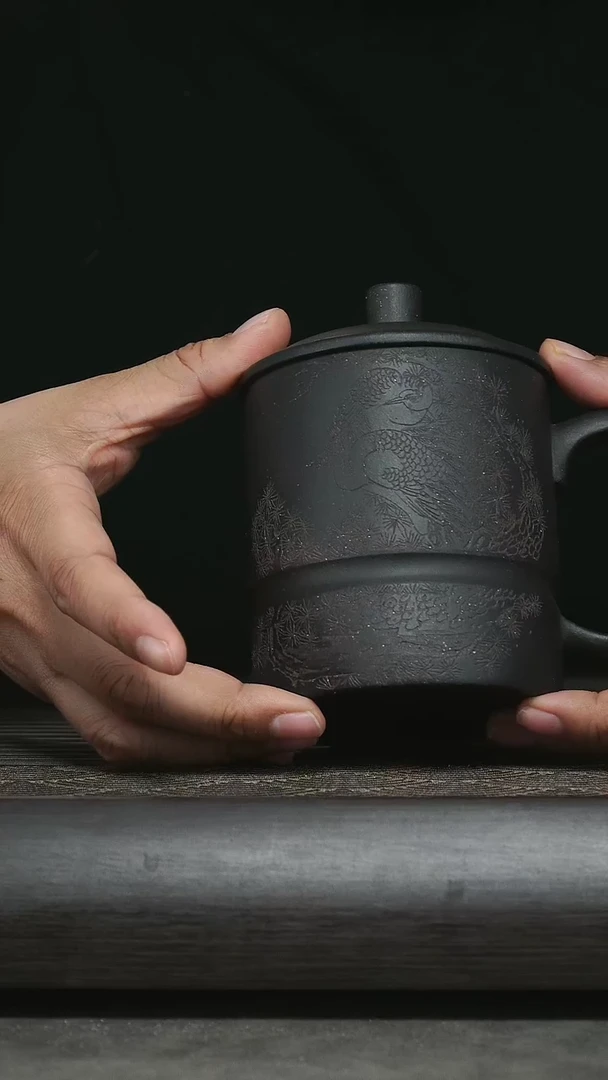【闪购商品】紫砂茶杯捂灰松鹤杯@@GB01563