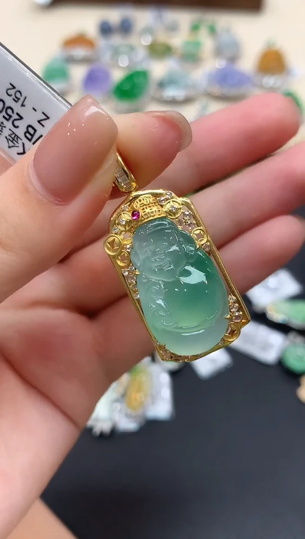 颈饰18K金镶嵌翡翠74-吊坠