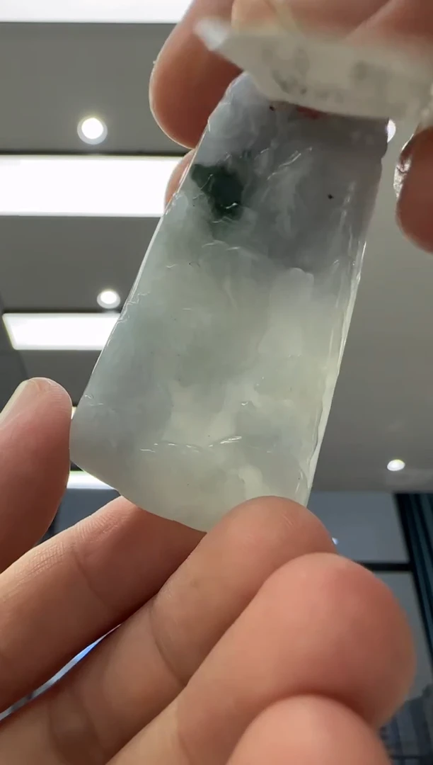 颈饰未镶嵌翡翠天然翡翠A货孤品一件