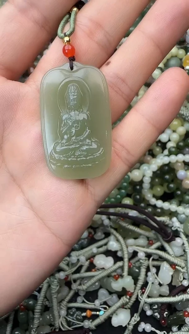 颈饰未镶嵌和田玉拍一发一